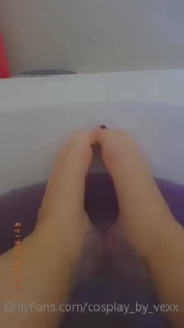 4995933