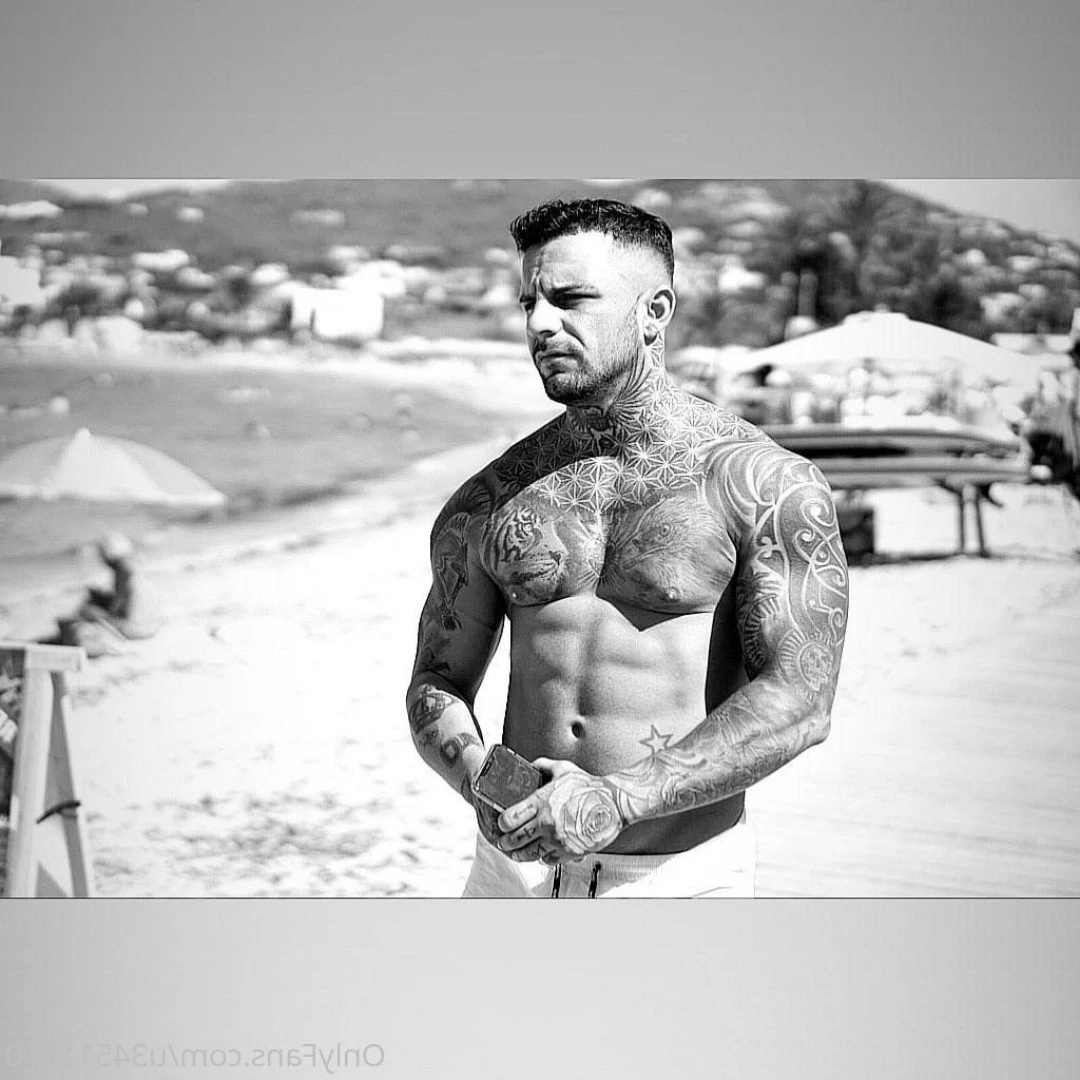 cgarcia [ crisgarciafree ] Onlyfans leaked photo 5223759 on Hotleaks.tv