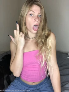 5623359
