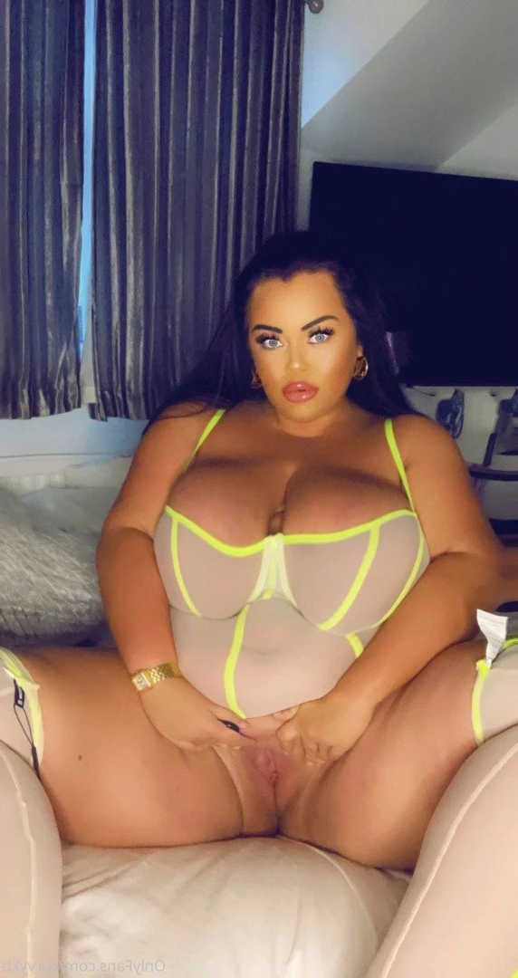 🅺 🅱︎ 🔥🇬🇧 HUGE 38KK TITS 🍉🍉😈💦 [ curvykb ] Onlyfans leaked photo 5176174 on Hotleaks.tv
