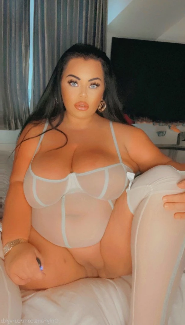 🅺 🅱︎ 🔥🇬🇧 HUGE 38KK TITS 🍉🍉😈💦 [ curvykb ] Onlyfans leaked photo 5178948 on Hotleaks.tv