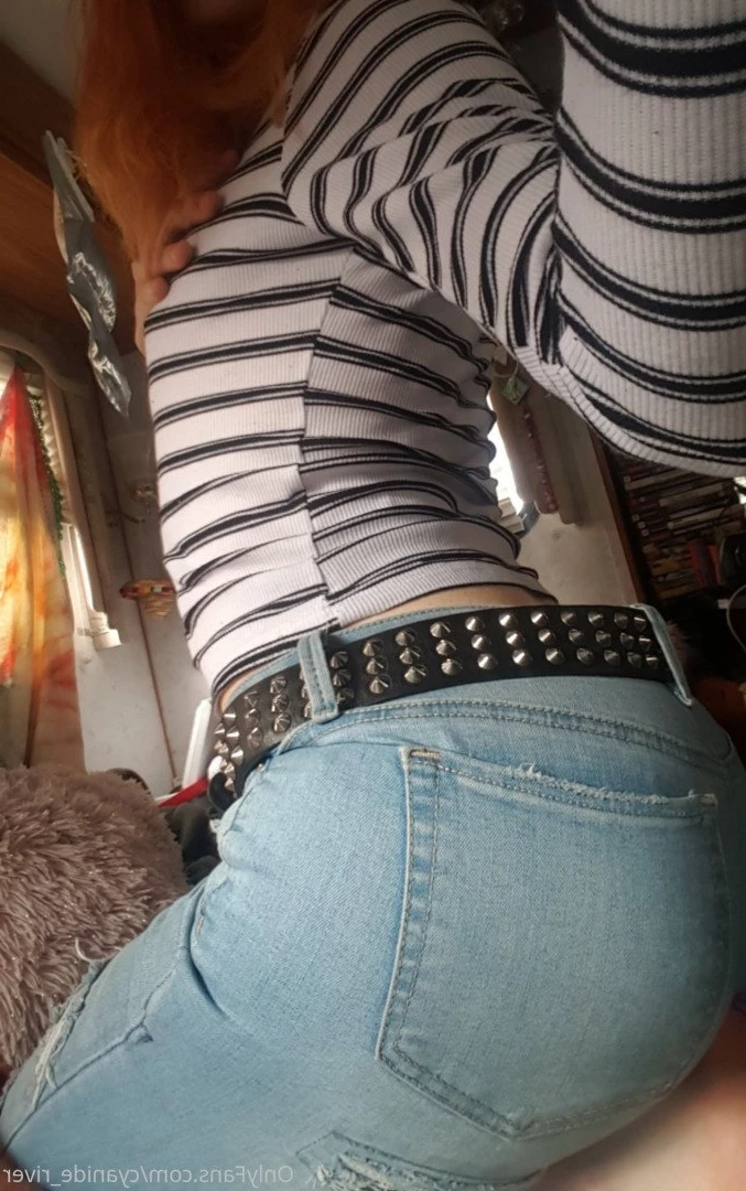 🧡🖤CyanideChuuni🖤🧡 [ cyanide_river ] Onlyfans leaked photo 5157869 on Hotleaks.tv