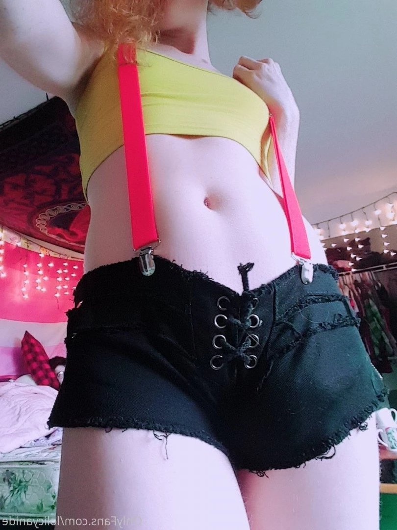 🧡🖤CyanideChuuni🖤🧡 [ cyanide_river ] Onlyfans leaked photo 5160539 on Hotleaks.tv