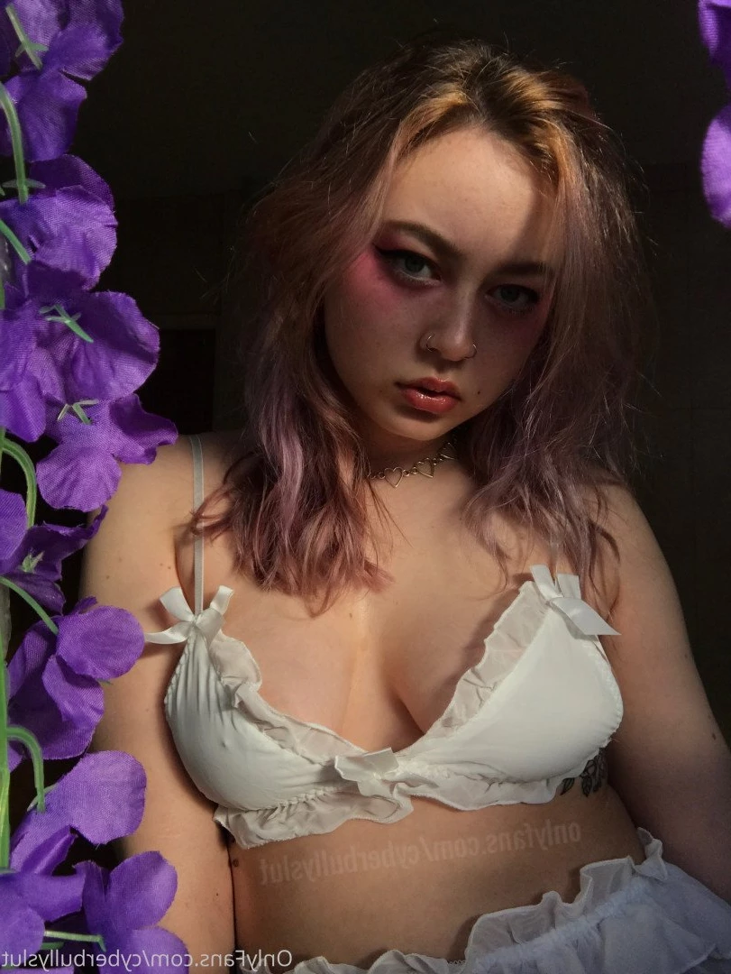 cyberbullyslut Onlyfans leaked photo 5183037 on Hotleaks.tv