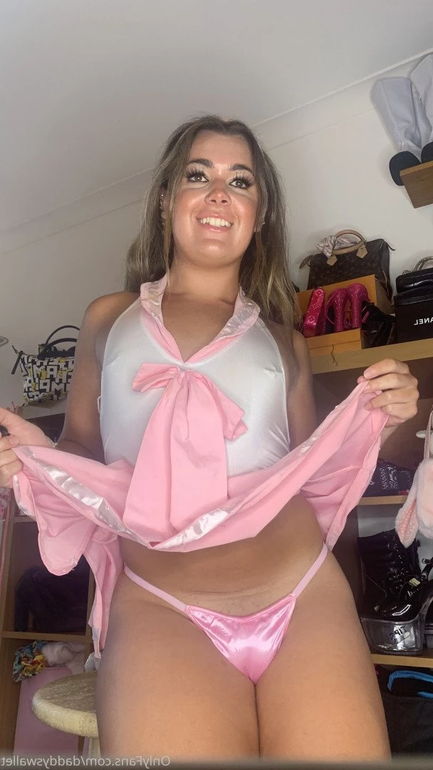 daddyswallet Onlyfans leaked photo 5132435 on Hotleaks.tv