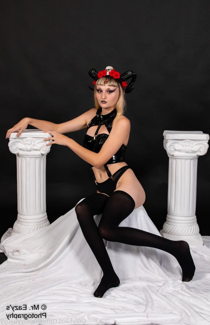gloomybaby [ official_gloomybaby ] Onlyfans leaked photo 448820 on Hotleaks.tv