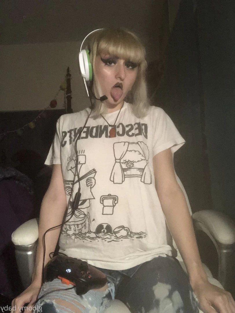 gloomybaby [ official_gloomybaby ] Onlyfans leaked photo 448850 on Hotleaks.tv