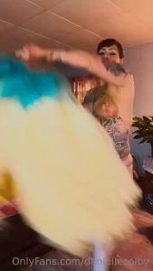 15830549