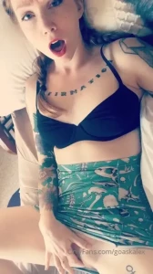 10755916