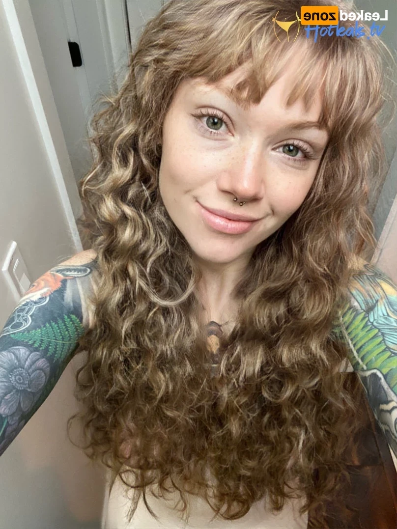 GoAskAlex 𝓃𝒶𝓉𝓊𝓇𝒶𝓁 𝓇𝑒𝒹𝒽𝑒𝒶𝒹 [ goaskalex ] Onlyfans leaked photo 13973245 on Hotleaks.tv