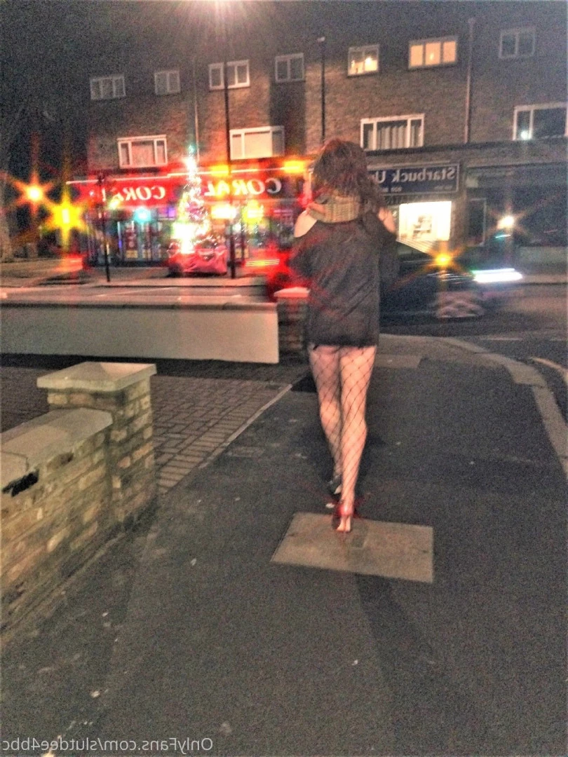 Dee 🇬🇧 [ dee4bbc ] Onlyfans leaked photo 9969185 on Hotleaks.tv