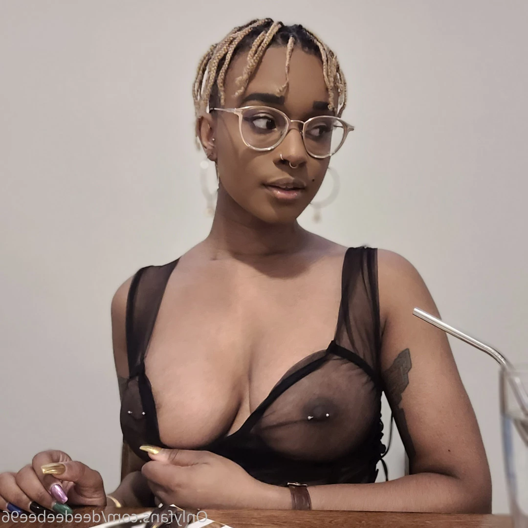 DeeDeeBee [ deedeebee96 ] Onlyfans leaked photo 5798733 on Hotleaks.tv