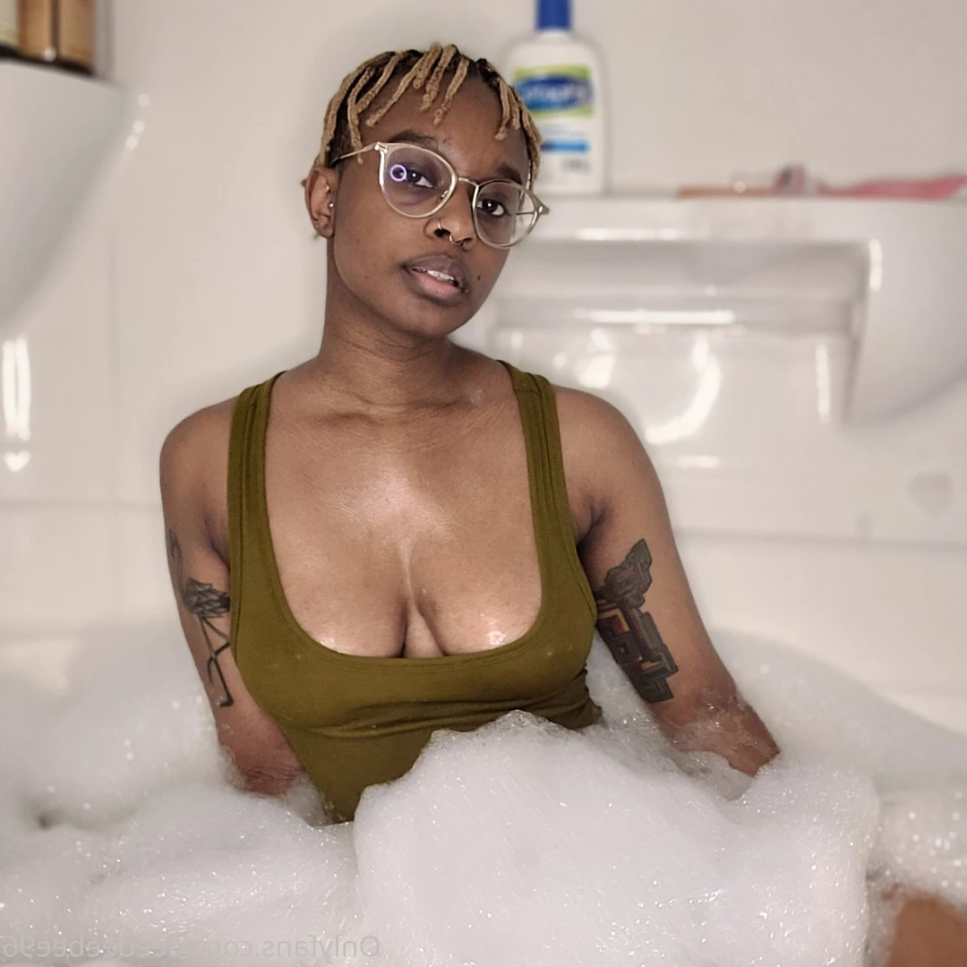 DeeDeeBee [ deedeebee96 ] Onlyfans leaked photo 5811048 on Hotleaks.tv
