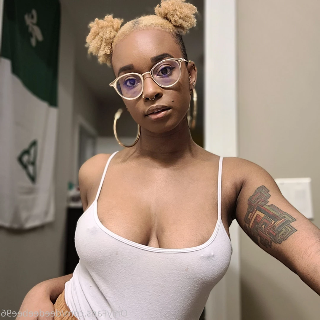 DeeDeeBee [ deedeebee96 ] Onlyfans leaked photo 5818585 on Hotleaks.tv