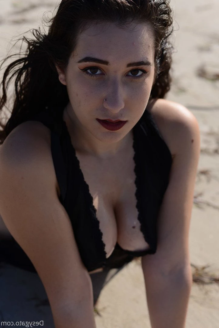Desy Gato 🖤 [ desygato ] Onlyfans leaked photo 5144390 on Hotleaks.tv