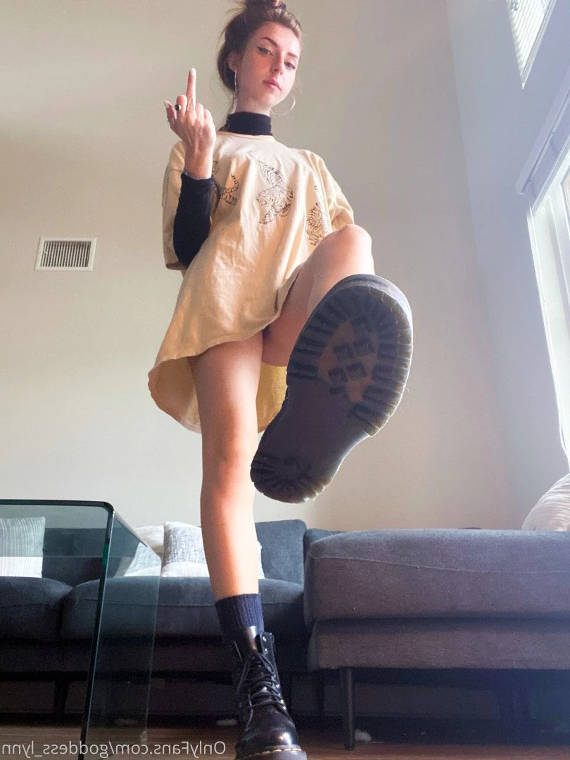 Goddess Lynn [ goddess_lynn ] Onlyfans leaked photo 452400 on Hotleaks.tv