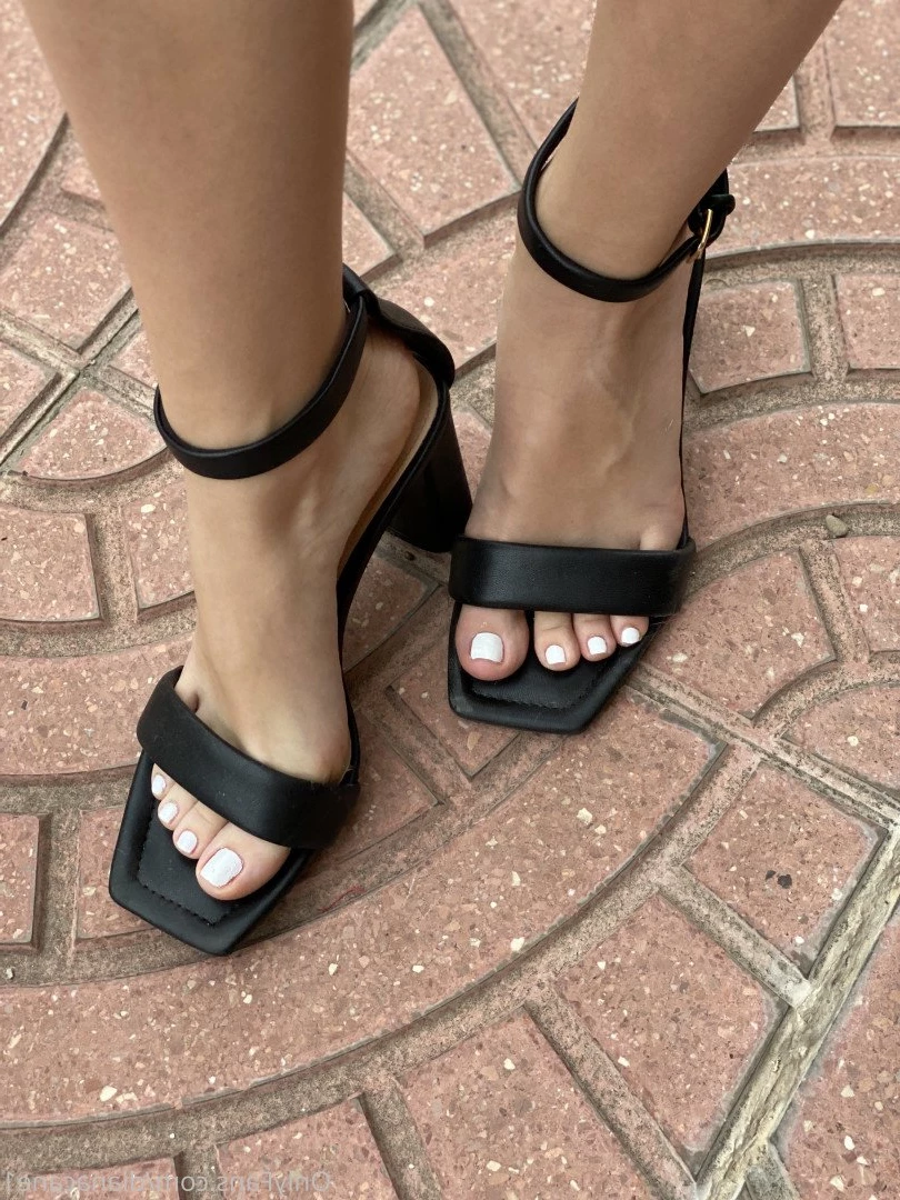 GODDESS DIANA 😏 fetish lover 👅 [ dianacane1 ] Onlyfans leaked photo 5112713 on Hotleaks.tv