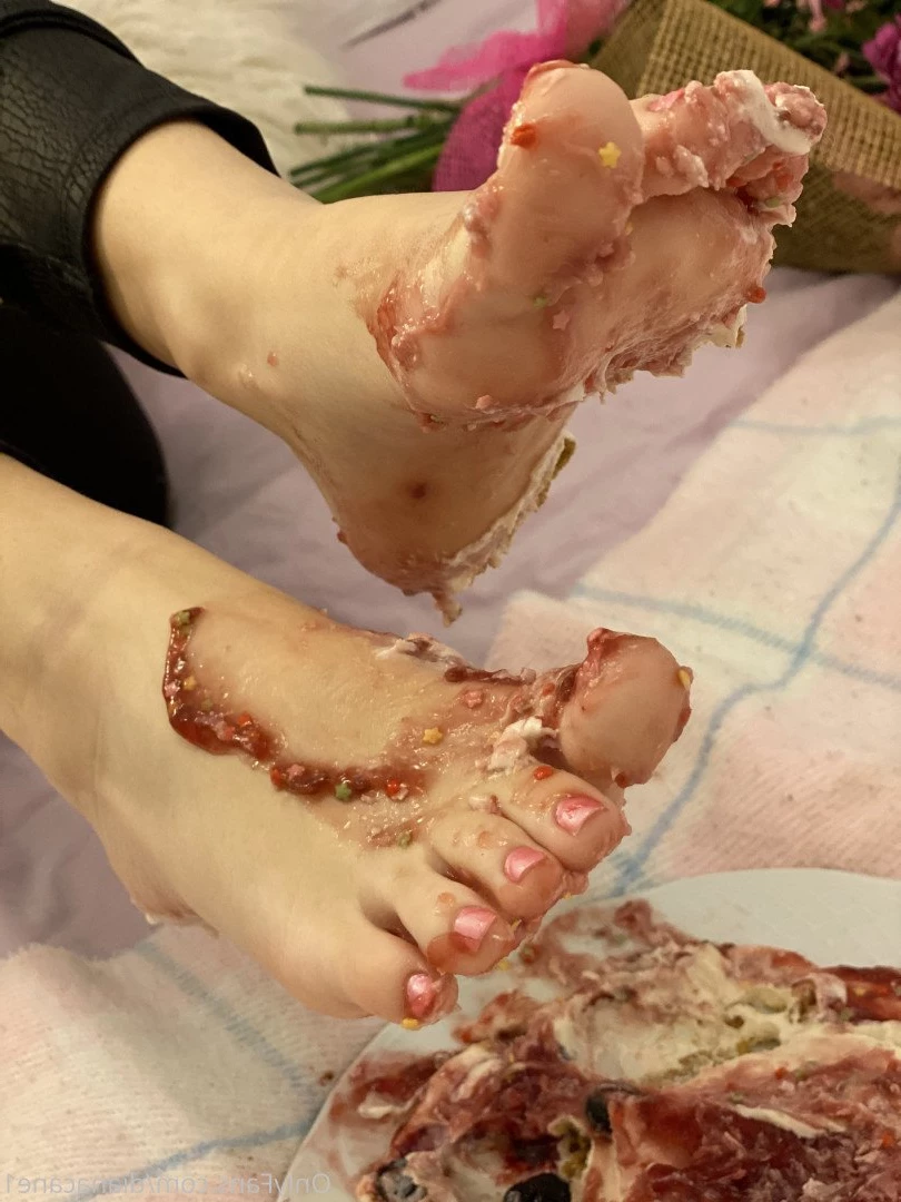 GODDESS DIANA 😏 fetish lover 👅 [ dianacane1 ] Onlyfans leaked photo 5118374 on Hotleaks.tv