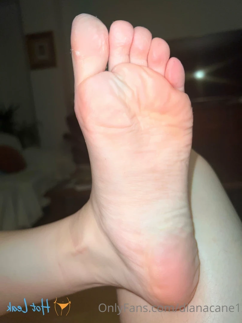 GODDESS DIANA 😏 fetish lover 👅 [ dianacane1 ] Onlyfans leaked photo 11502475 on Hotleaks.tv