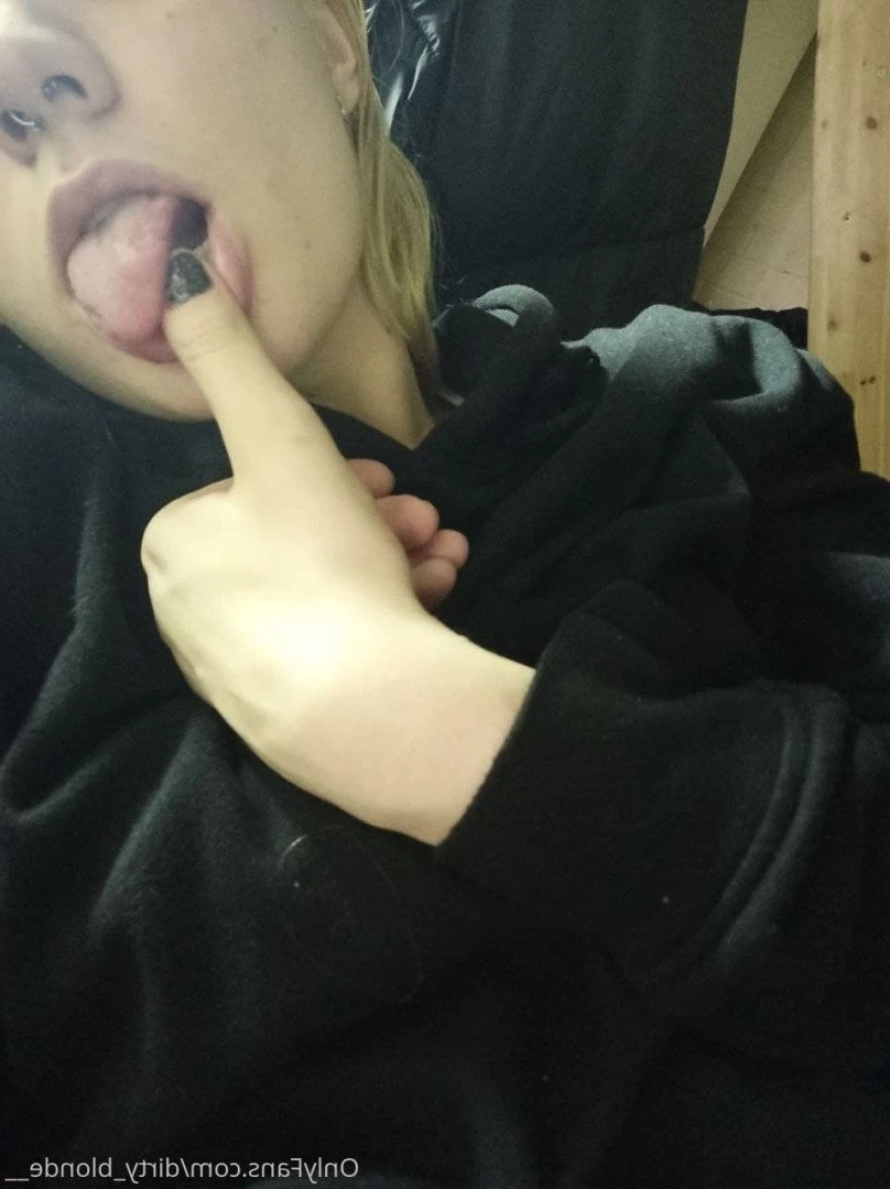 😈 👩‍🦳 Dirty  Blonde 👩‍🦳 😈 [ dirtyblonde7 ] Onlyfans leaked photo 5100646 on Hotleaks.tv