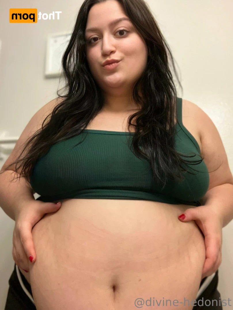 eva! 🥀 Feedee &amp; FFA [ divine-hedonist-free ] Onlyfans leaked photo 12858354 on Hotleaks.tv