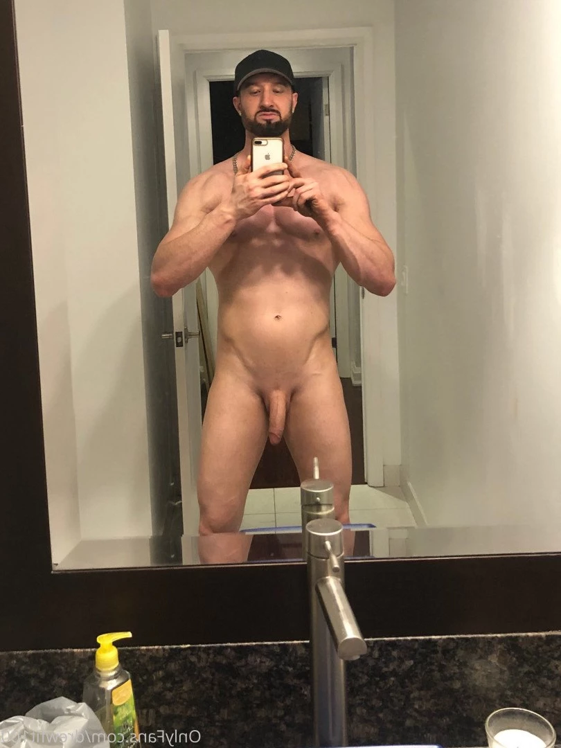 𝐃𝐀𝐃𝐃𝐘 𝐃𝐑𝐄𝐖😈 [ drewfit100 ] Onlyfans leaked photo 5080315 on Hotleaks.tv