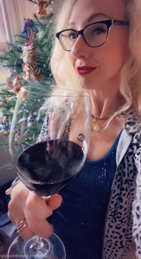 Dr. Lovejoy [ drlovejoy ] Onlyfans leaked photo 5103794 on Hotleaks.tv