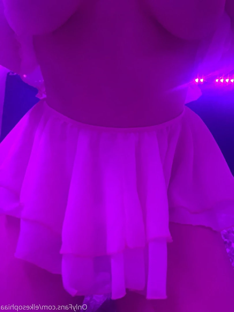 ʕ•ᴥ•ʔelkeʕ•ᴥ•ʔ [ elkesophiaa ] Onlyfans leaked photo 5177542 on Hotleaks.tv