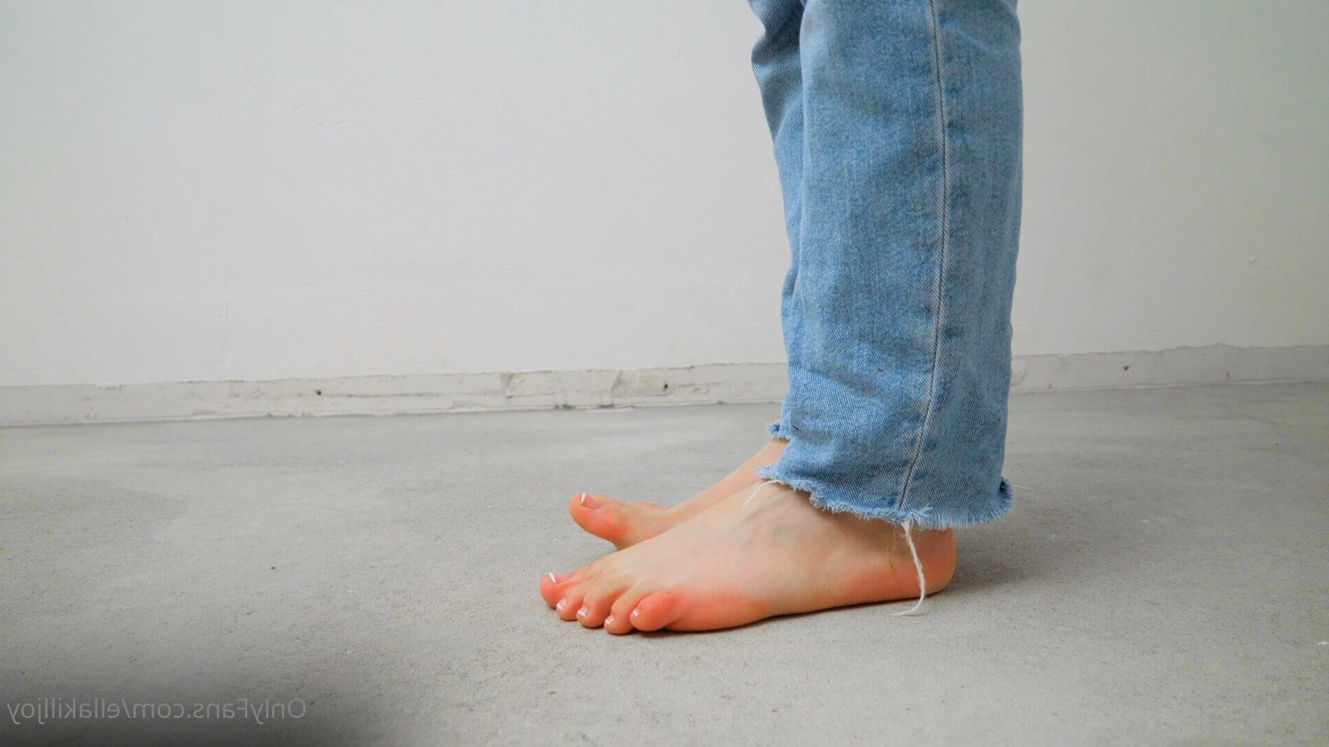 Giantess Ella [ ellakilljoy ] Onlyfans leaked photo 5087094 on Hotleaks.tv