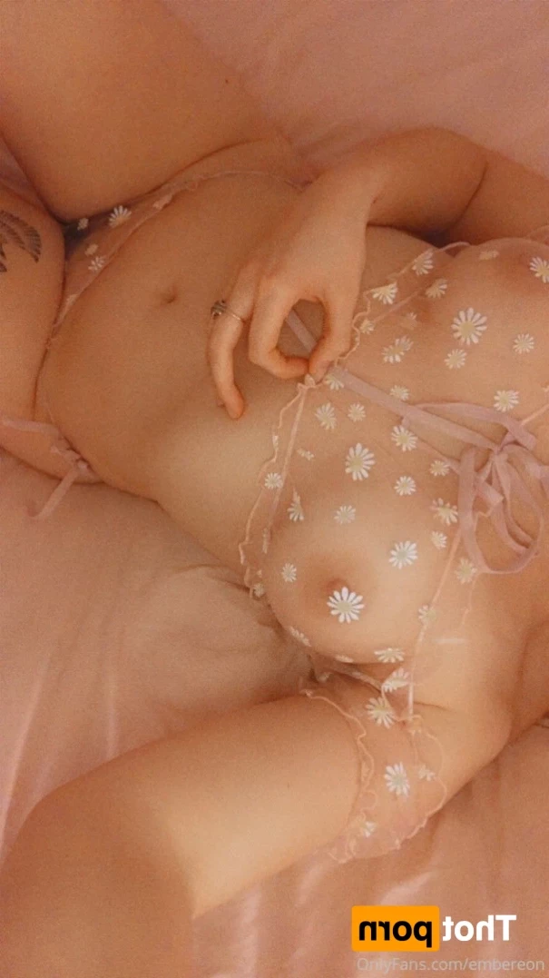 FACIAL QUEEN 💦 [ embereon ] Onlyfans leaked photo 11503134 on Hotleaks.tv