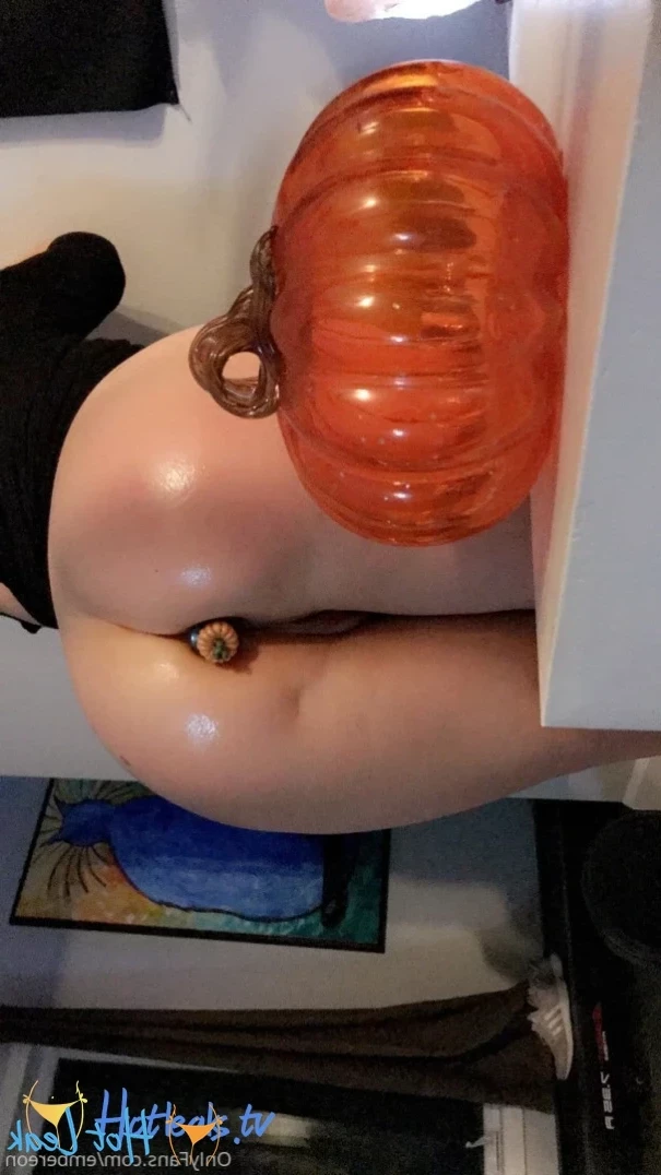 FACIAL QUEEN 💦 [ embereon ] Onlyfans leaked photo 12968586 on Hotleaks.tv