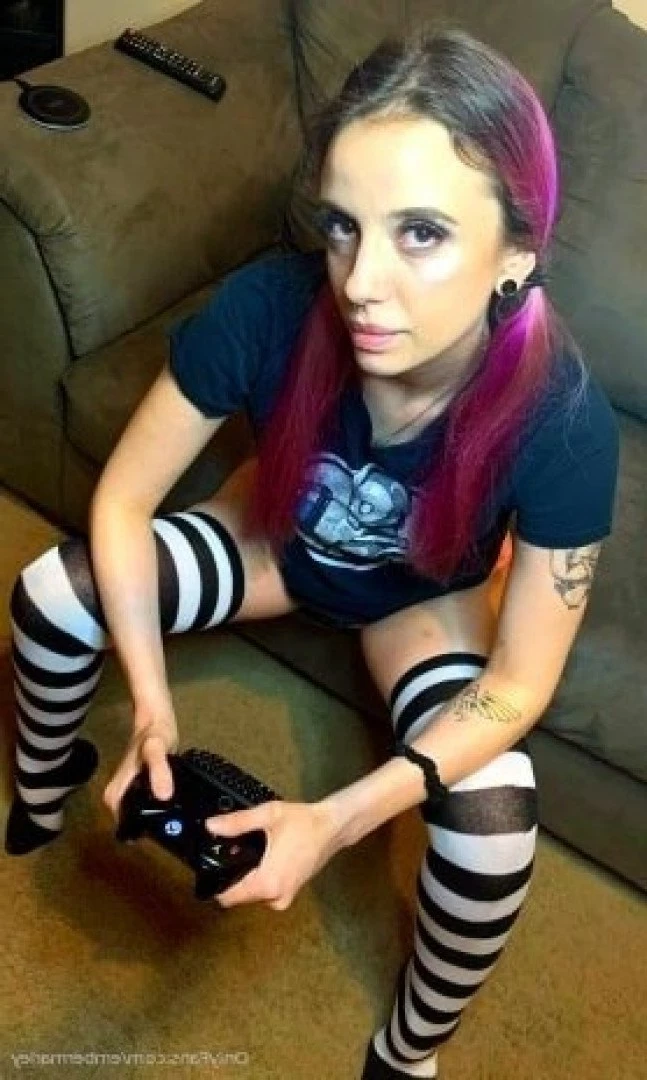 Ember Marley [ embermarley ] Onlyfans leaked photo 5106405 on Hotleaks.tv