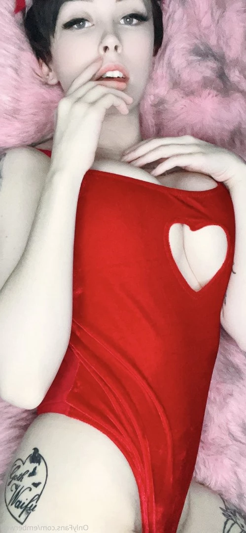 Ember Wolf [ emberwolf ] Onlyfans leaked photo 5100008 on Hotleaks.tv