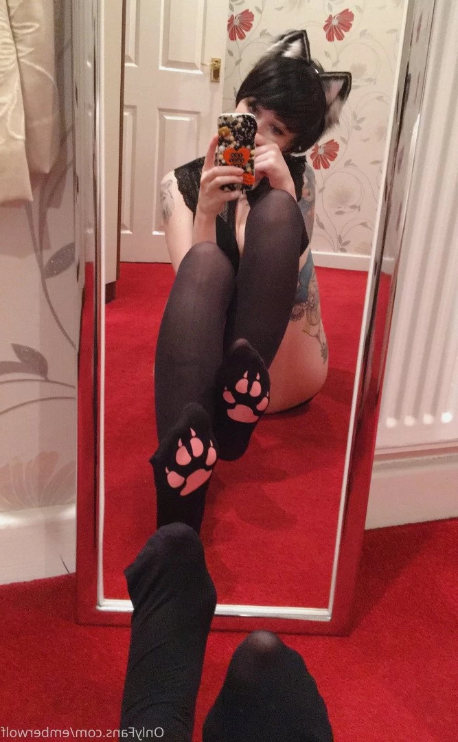 Ember Wolf [ emberwolf ] Onlyfans leaked photo 5101029 on Hotleaks.tv