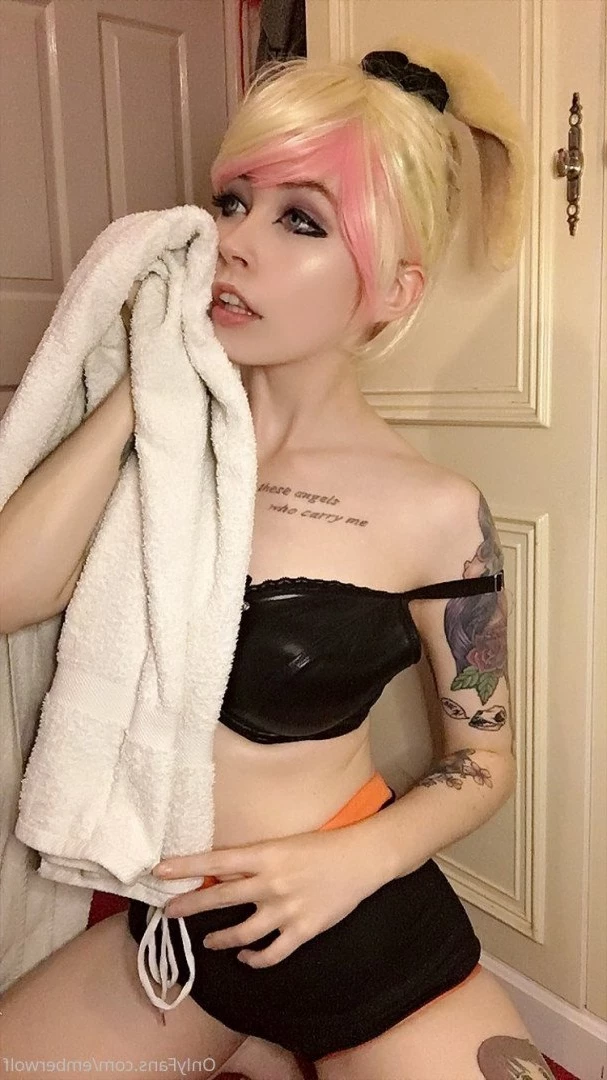 Ember Wolf [ emberwolf ] Onlyfans leaked photo 5101318 on Hotleaks.tv