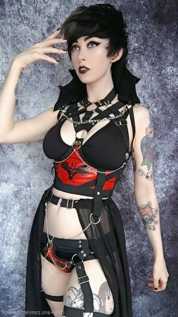 Ember Wolf [ emberwolf ] Onlyfans leaked photo 5101706 on Hotleaks.tv