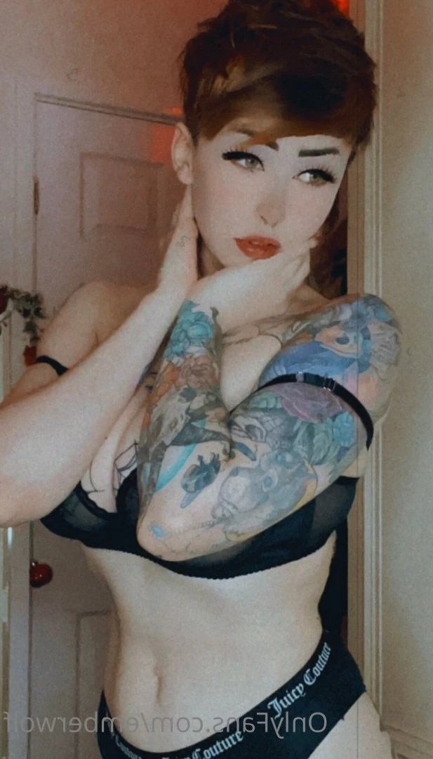Ember Wolf [ emberwolf ] Onlyfans leaked photo 5101837 on Hotleaks.tv