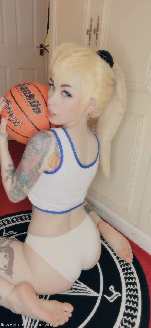 Ember Wolf [ emberwolf ] Onlyfans leaked photo 5105674 on Hotleaks.tv