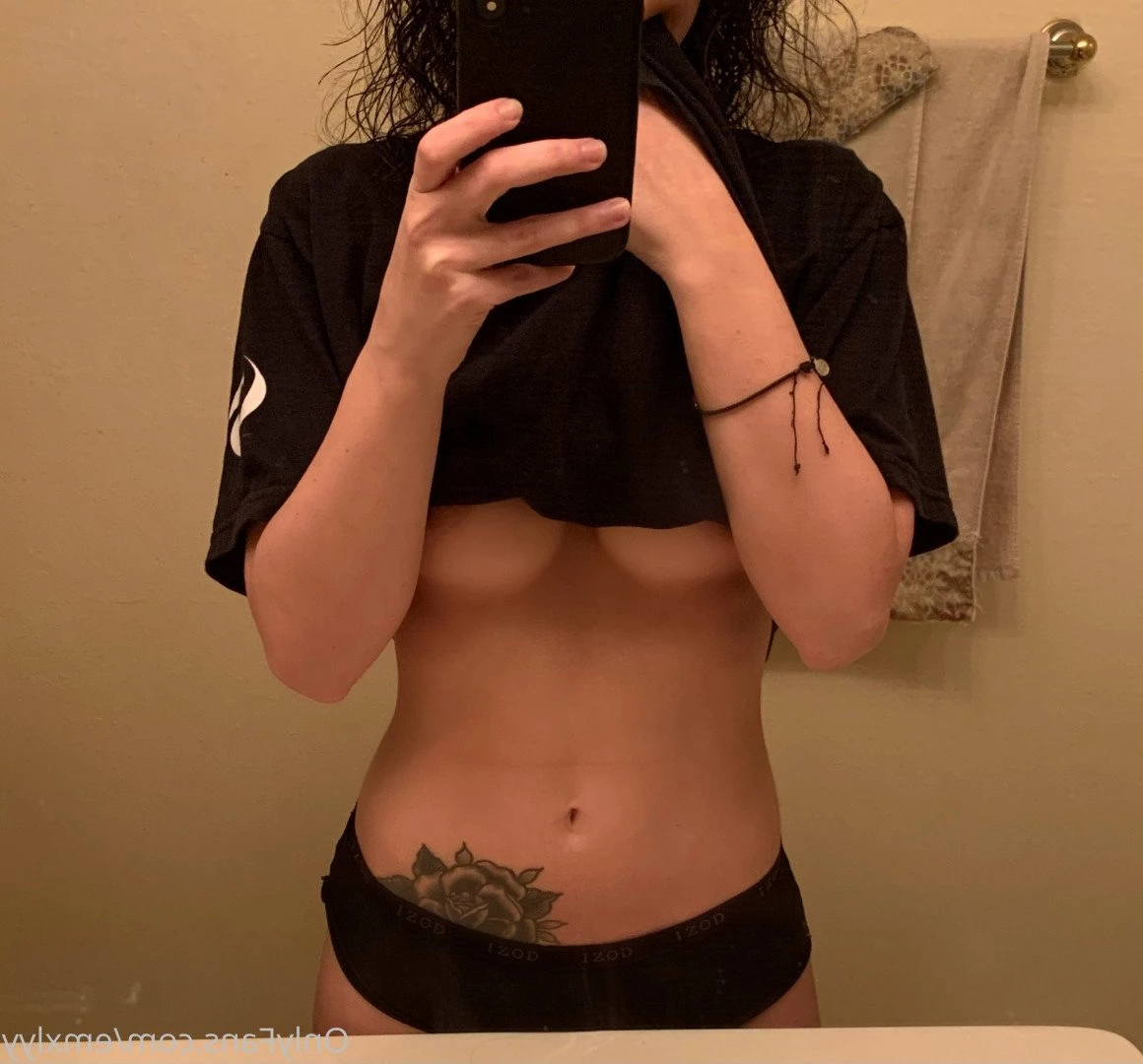 emxlyy Onlyfans leaked photo 5074917 on Hotleaks.tv