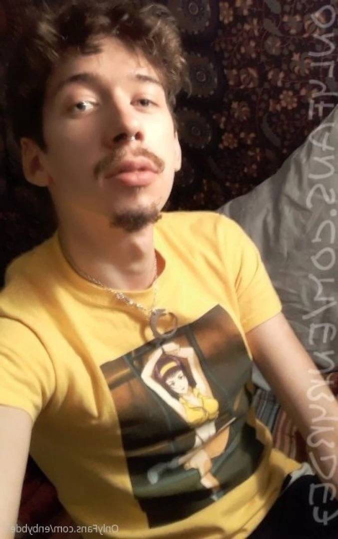 enbybde7 Onlyfans leaked photo 5087904 on Hotleaks.tv