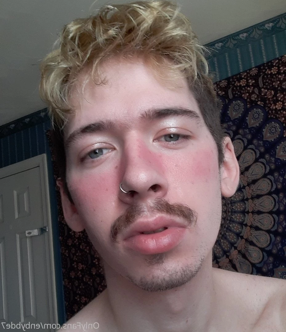 enbybde7 Onlyfans leaked photo 5088237 on Hotleaks.tv