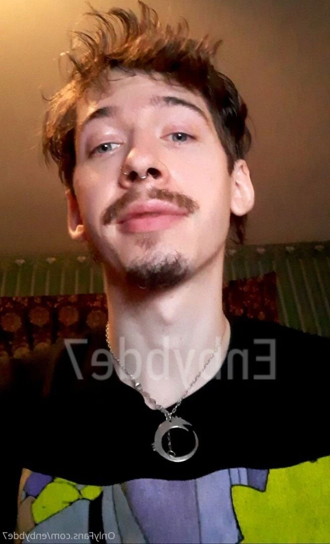 enbybde7 Onlyfans leaked photo 5088427 on Hotleaks.tv