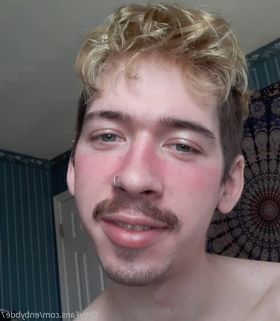 enbybde7 Onlyfans leaked photo 5089012 on Hotleaks.tv