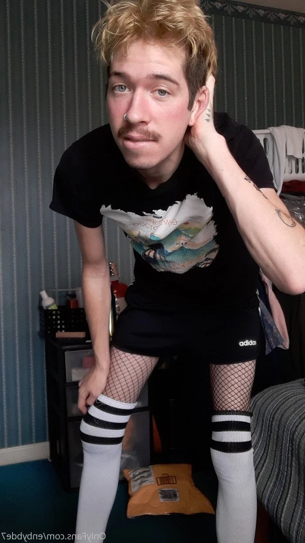 enbybde7 Onlyfans leaked photo 5089261 on Hotleaks.tv