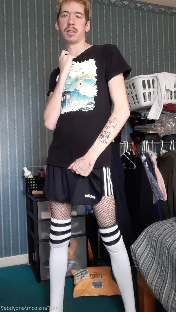 enbybde7 Onlyfans leaked photo 5089348 on Hotleaks.tv
