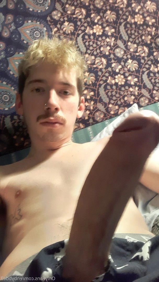 enbybde7 Onlyfans leaked photo 5089714 on Hotleaks.tv