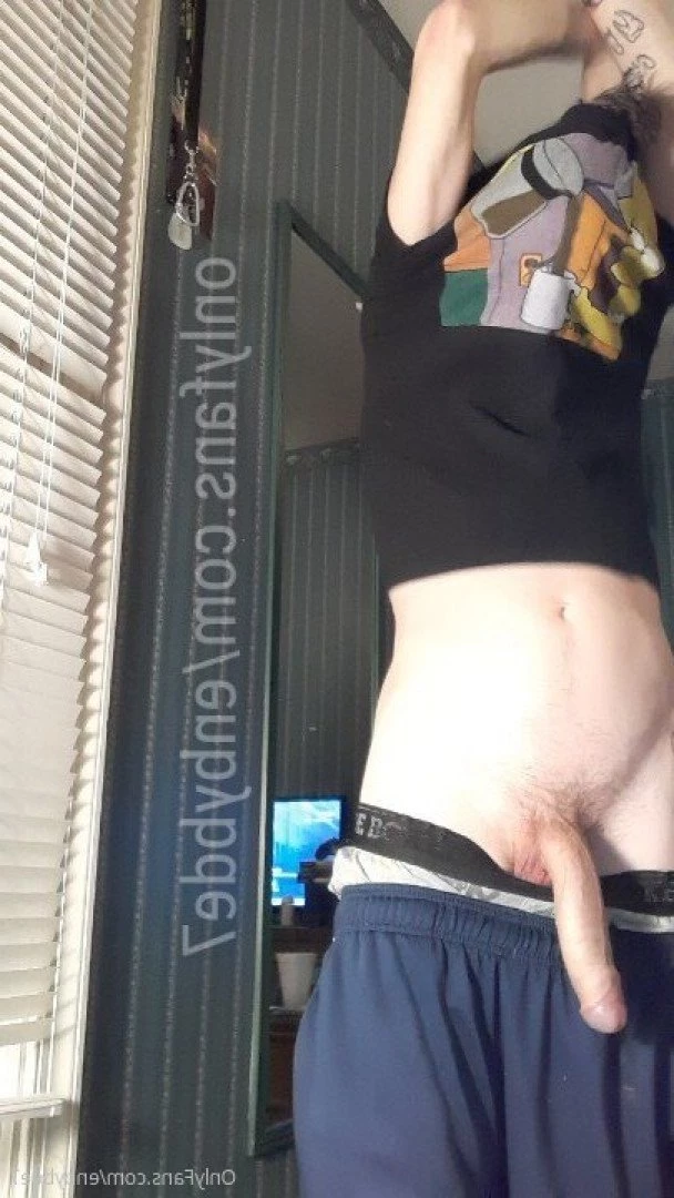 enbybde7 Onlyfans leaked photo 5090011 on Hotleaks.tv