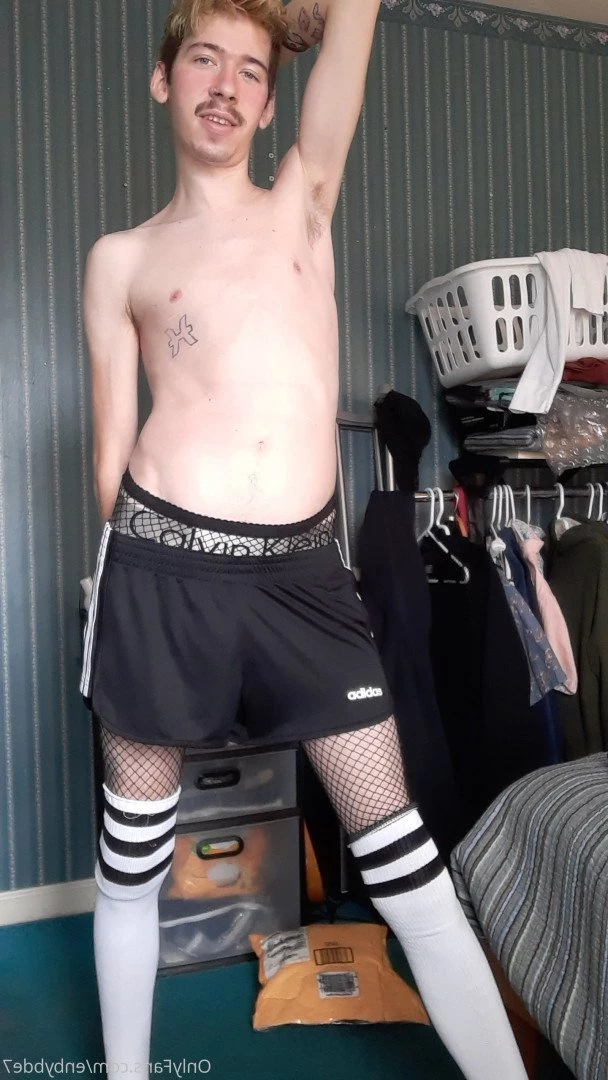 enbybde7 Onlyfans leaked photo 5090439 on Hotleaks.tv