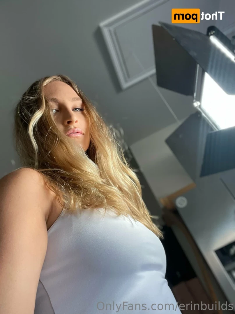Erin [ erinbuilds ] Onlyfans leaked photo 15257859 on Hotleaks.tv