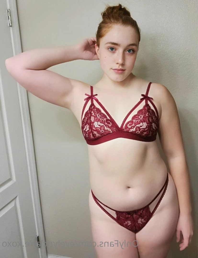 Evelyn Claire [ evelynclaire.xoxo ] Onlyfans leaked photo 15436823 on Hotleaks.tv